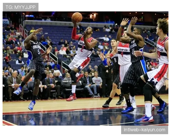 黄蜂主场击败奇才 球队主场优势逐步建立 黄蜂主场击败奇才 球队主场优势逐步建立