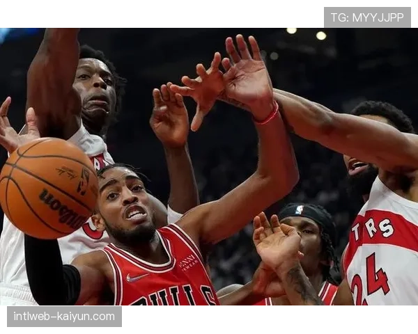 公牛季后赛概率不足五成 年轻球员成长仍需时间